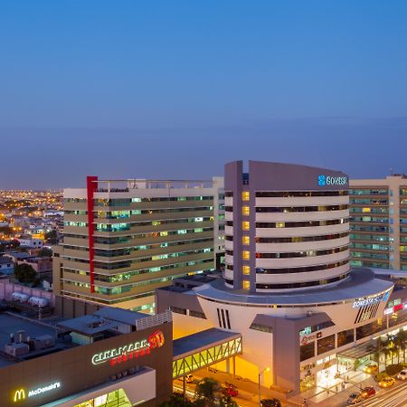 Tryp By Wyndham Guayaquil Airport Hotel Exterior foto Centro Médico CEMTRO