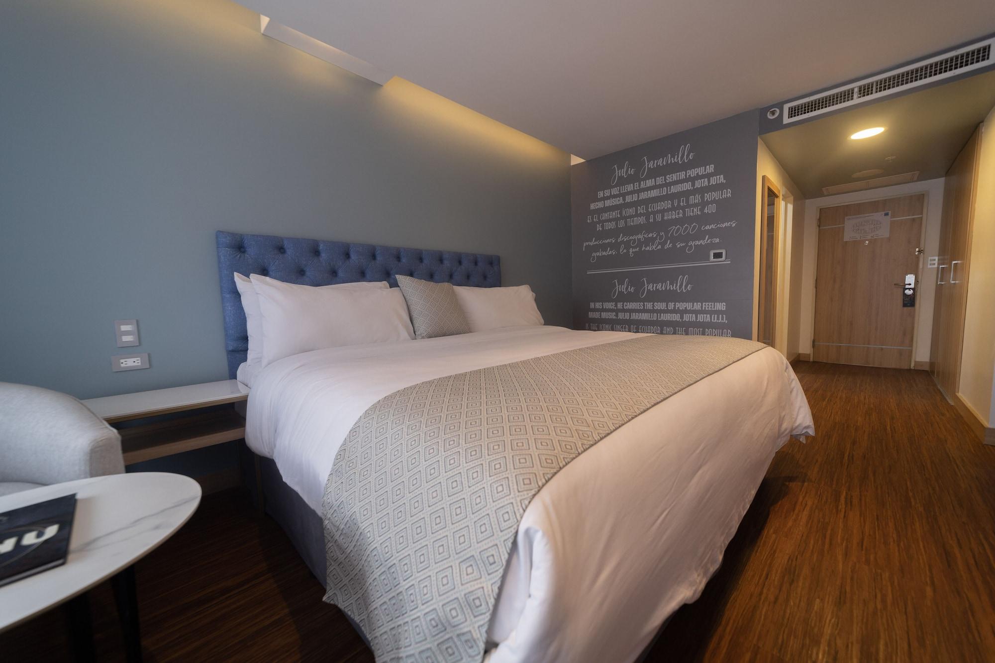 Tryp By Wyndham Guayaquil Airport Hotel Exterior foto A room at the hotel