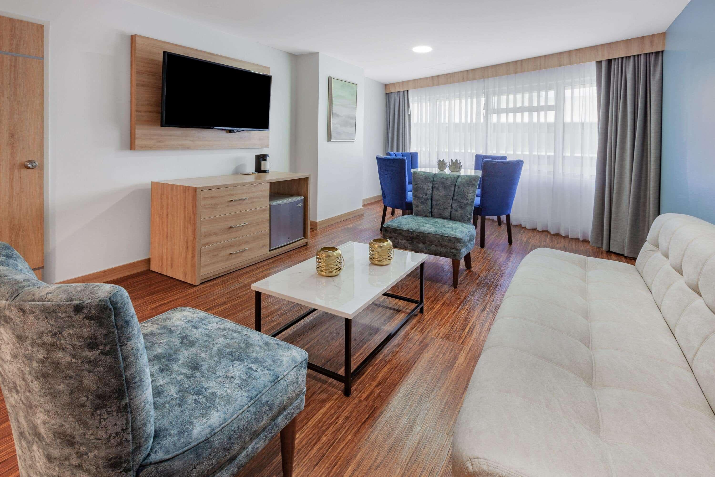 Tryp By Wyndham Guayaquil Airport Hotel Exterior foto Suite