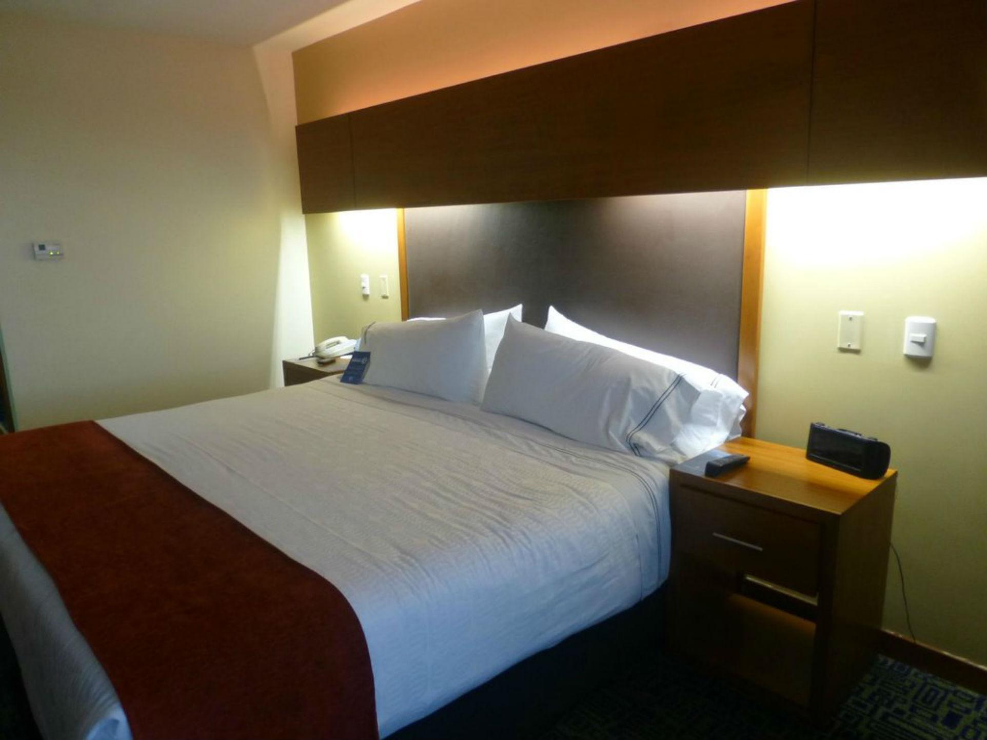 Tryp By Wyndham Guayaquil Airport Hotel Exterior foto A room at the Hilton Garden Inn in San Francisco